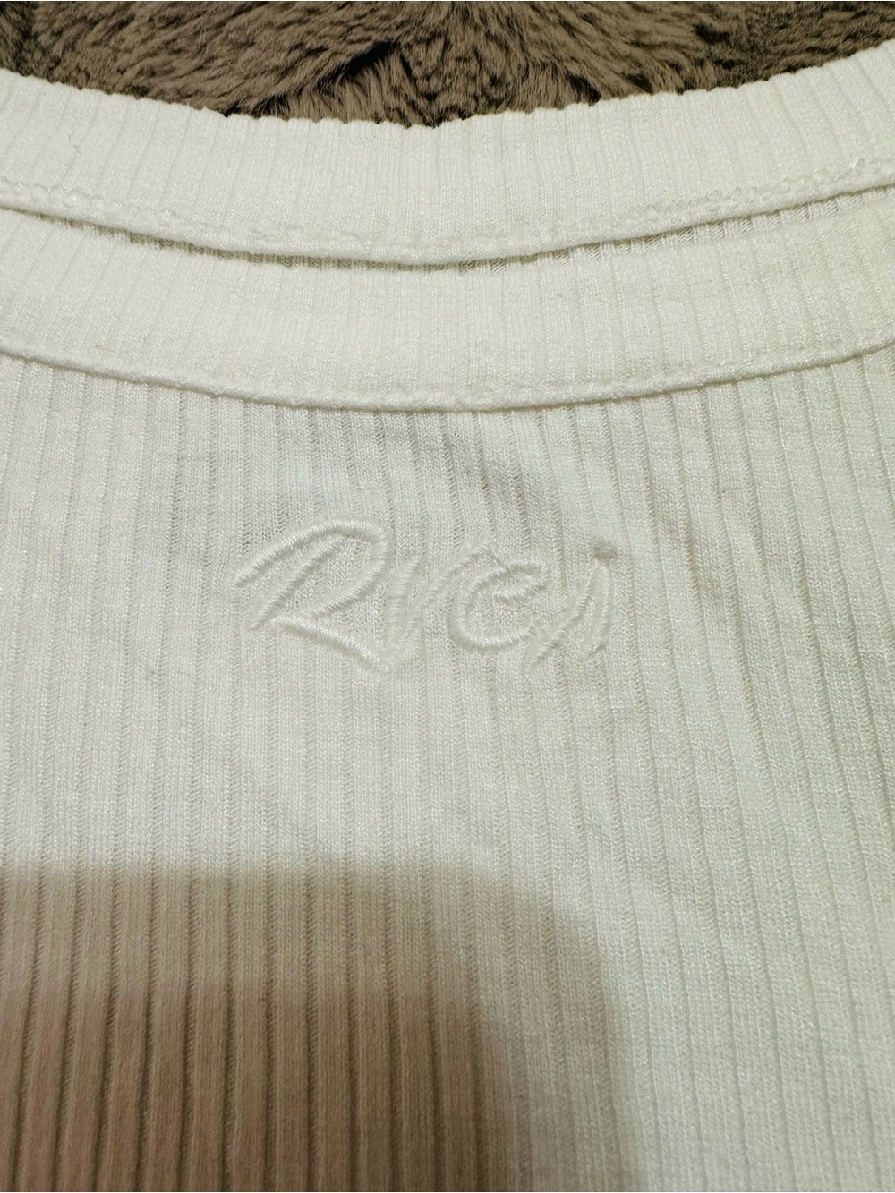 RVCA WEST SIDE WHITE RIBBED CROP LOGO TANK TOP XL NWT STREETWEAR - Picture 5 of 11